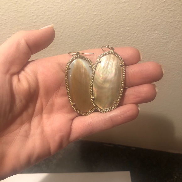 Kendra Scott Jewelry - Brown Mother of Pearl Danielle Earrings